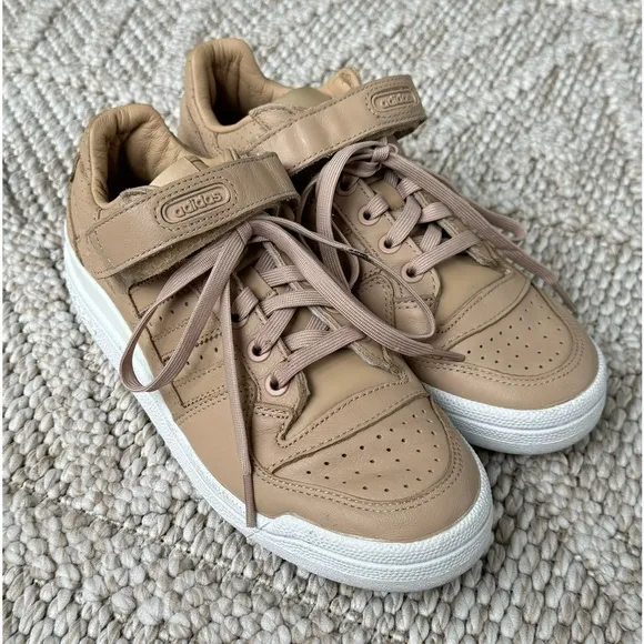 Super trendy Adidas Forum Low Nude&amp;White women’s 7