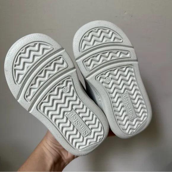 Surestep white toddler sneakers size 9