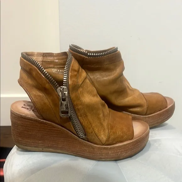 Tan Leather Peep-Toe Ankle Boots