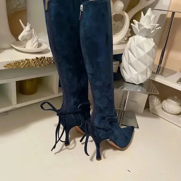 Tania Spinelli Italian Navy blue tall suede boots with chic style