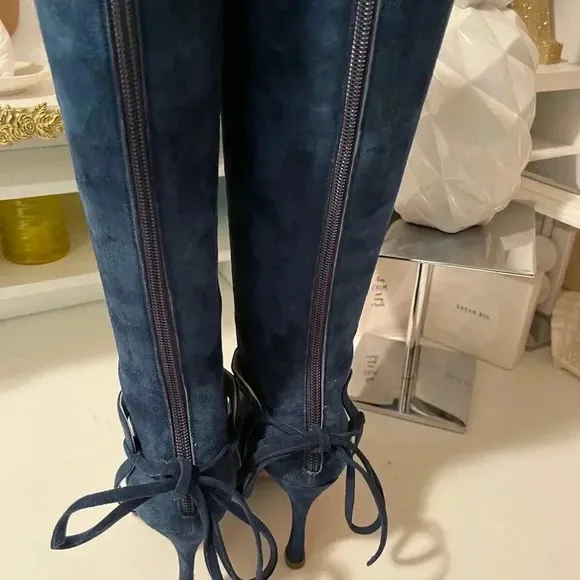 Tania Spinelli Italian Navy blue tall suede boots with chic style