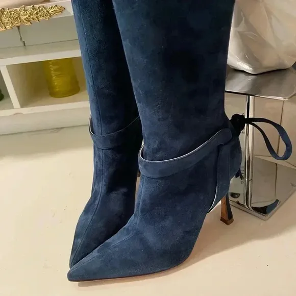 Tania Spinelli Italian Navy blue tall suede boots with chic style