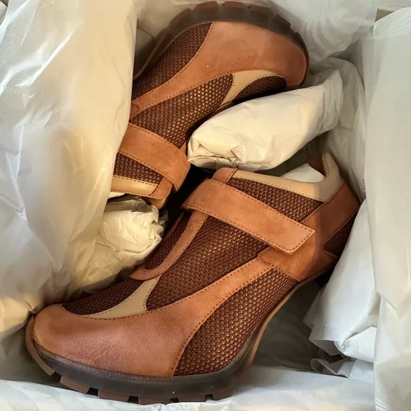 THE TEPPER HY-HEEL BY SNEEX NWT 11 Sunkissed