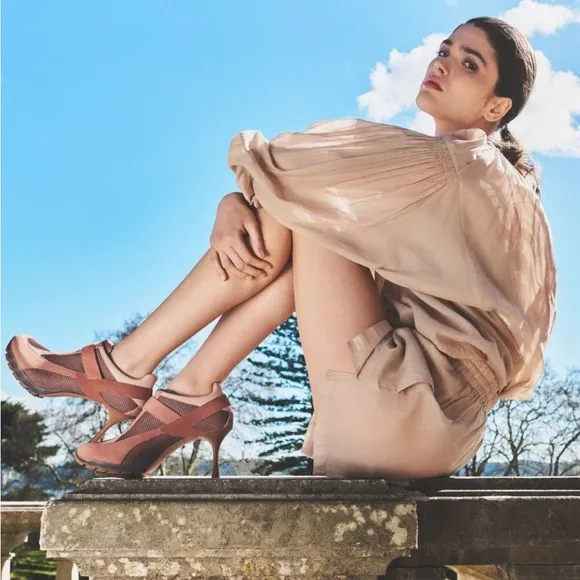 THE TEPPER HY-HEEL BY SNEEX NWT 11 Sunkissed