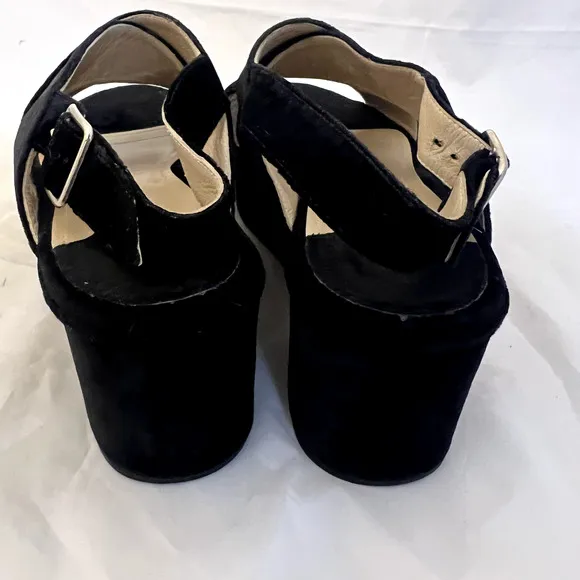 THEORY Women's Sandals Black Velvet Platform Buckle Back Size 8 / 38.5