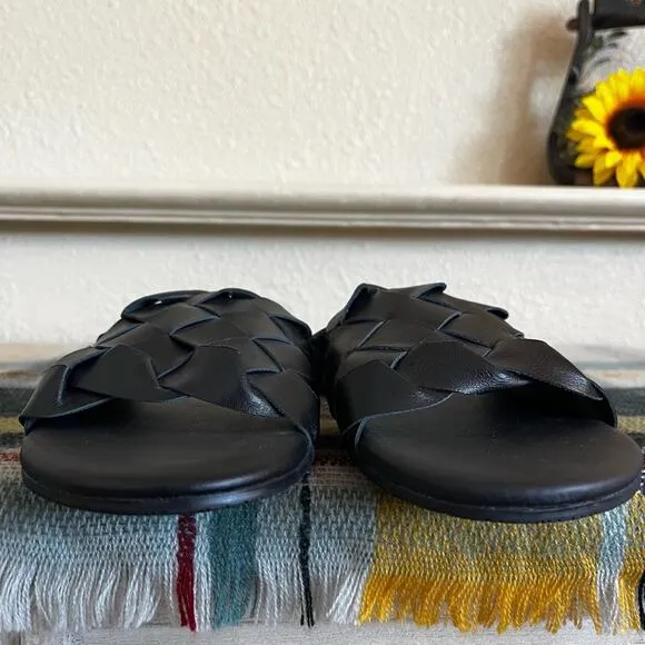 TKEES Betty Woven Slide On Sandals Women’s Size 8 Black Boho Contemporary