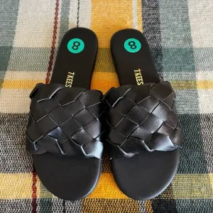 TKEES Betty Woven Slide On Sandals Women’s Size 8 Black Boho Contemporary