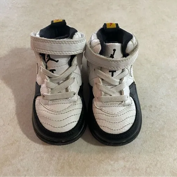 Toddler Boys Baby Nike Air Jordan shoes Taxi Fusion Black white retro size 4C