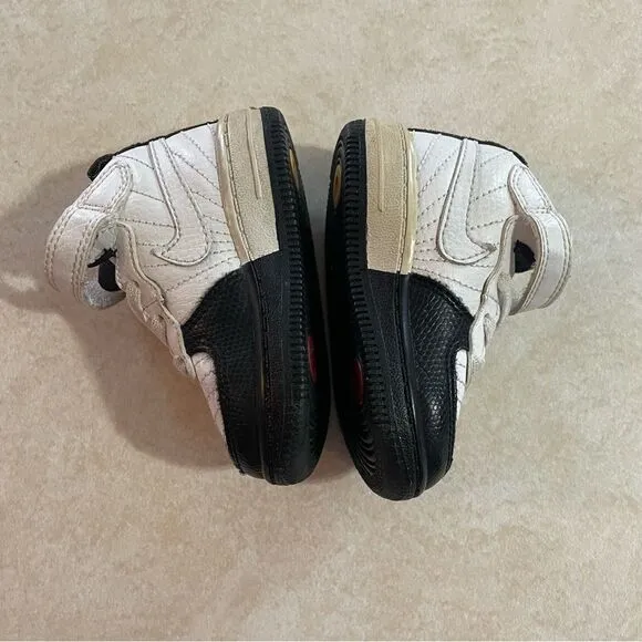 Toddler Boys Baby Nike Air Jordan shoes Taxi Fusion Black white retro size 4C