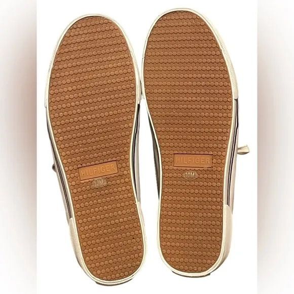 Tommy Hilfiger NWOB  White and Brown Men's Shoes! Size 10