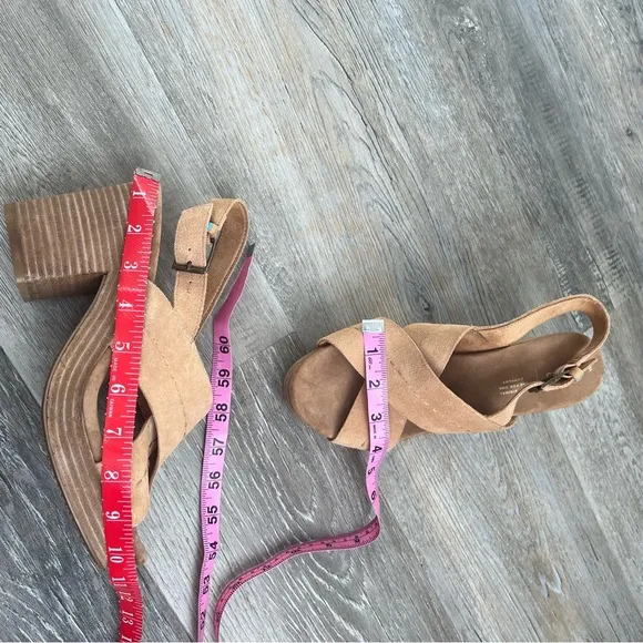 Tom’s criss cross chunky platform heels