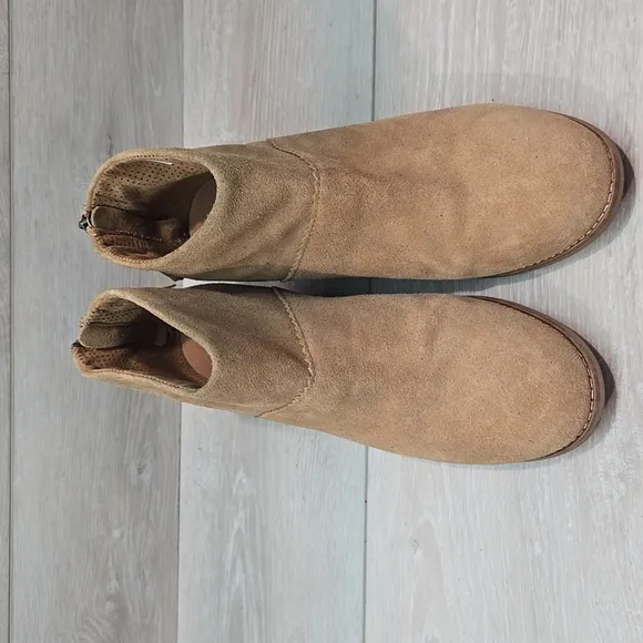 Toms Women Leila Toffee Suede Ankle Boots Heels Shoes Sz 7.5