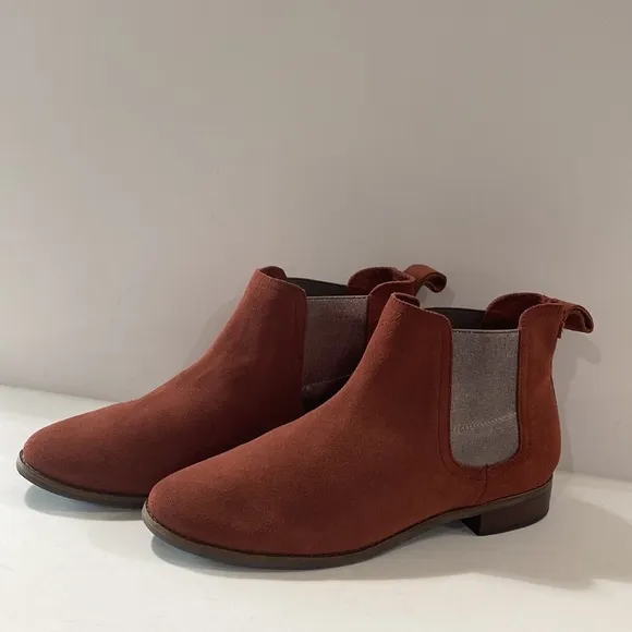 Toms Women's Burgundy Ella Suede Leather Pull On Ankle Chelsea Boots Size 10
