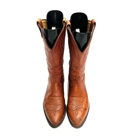 TONY LAMA | Vintage 1970s men’s honey brown leather cowboy boots