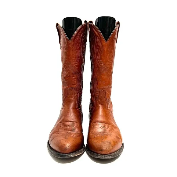 TONY LAMA | Vintage 1970s men’s honey brown leather cowboy boots