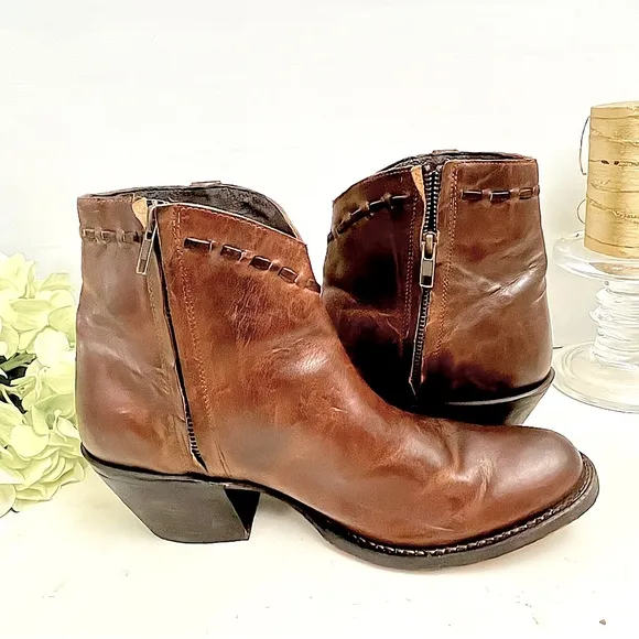 TONY LAMA WOMEN'S ANAHI BUCKSTITCH BOOTS Sz 8.5