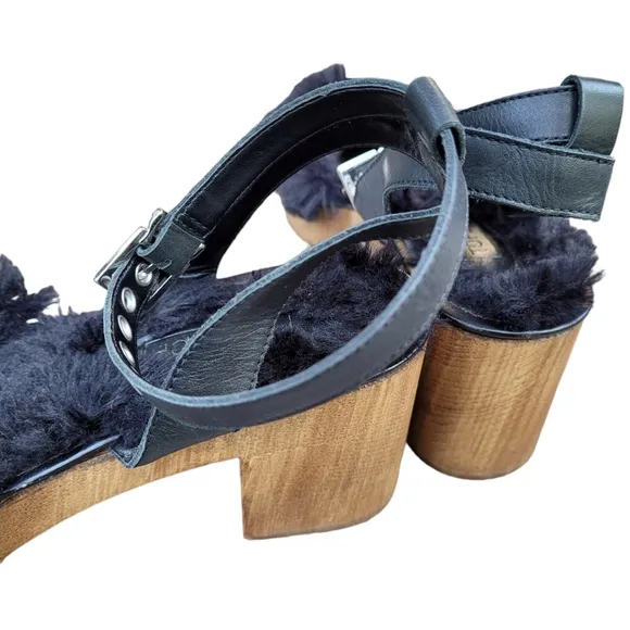 Topshop Vinne funky black faux fur and chunky wood heeled ankle strap sandals