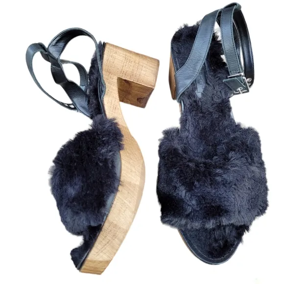 Topshop Vinne funky black faux fur and chunky wood heeled ankle strap sandals