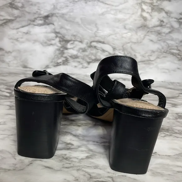 Torrid Black leather sandals plus size Black platform size 8.5W