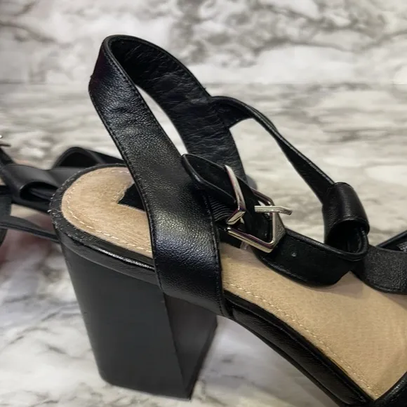 Torrid Black leather sandals plus size Black platform size 8.5W