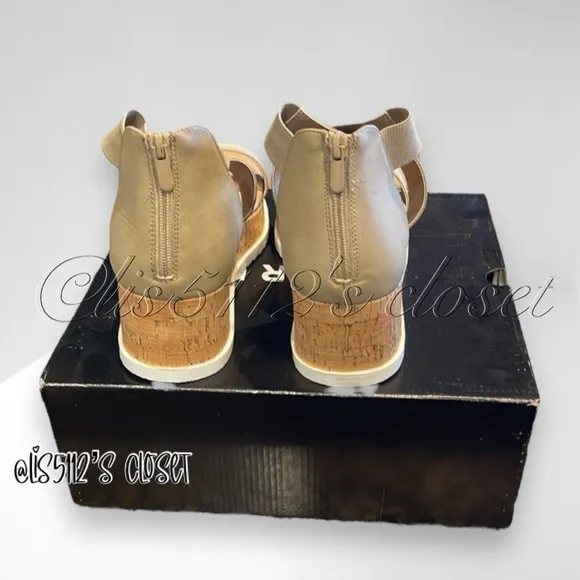 Torrid Taupe Gore Bands Sport Wedge Sandals 8.5 Wide Width 8.5 WW