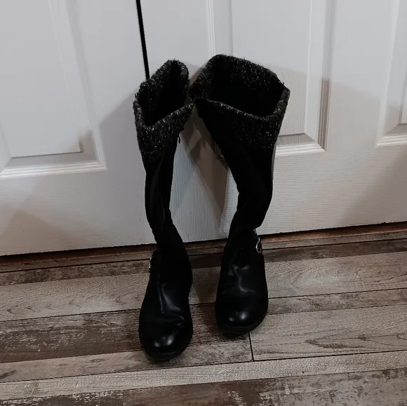 Torrid Women's Black Zip Up Knee-High Wool Trimmed Whimsygoth Boots Size 9