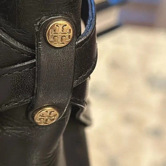 Tory Burch Black Leather chic Booties high heel sexy ankle boots Sz 10 Brazil
