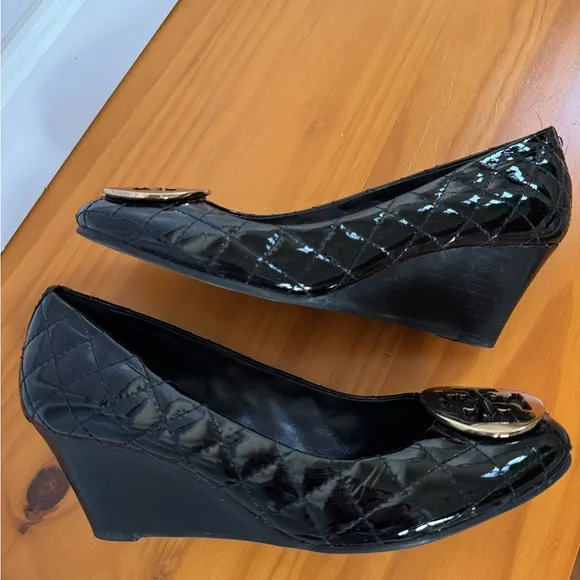Tory Burch Black Quilted Leather Flats