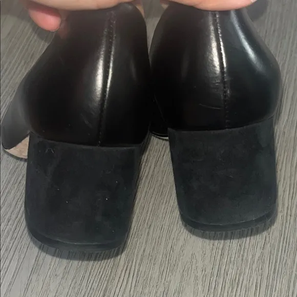 Tory Burch Elegant Black Women's Shoes with Embellished Detail