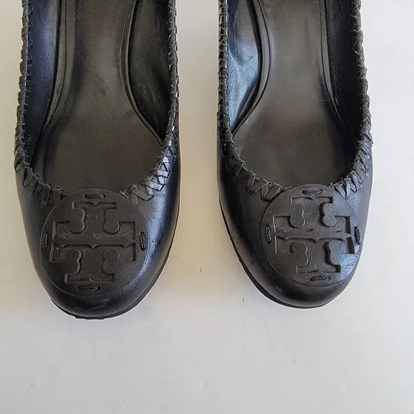 Tory Burch Womens 8 Black Leather Whipstitch Low Profile Wedge Shoes