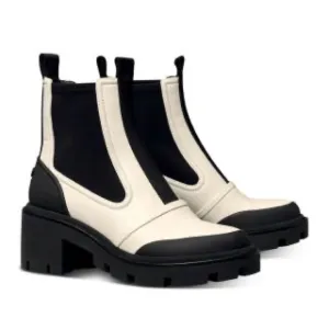 Tory Burch Women's Chelsea Lug Sole Ankle Boots new size 6