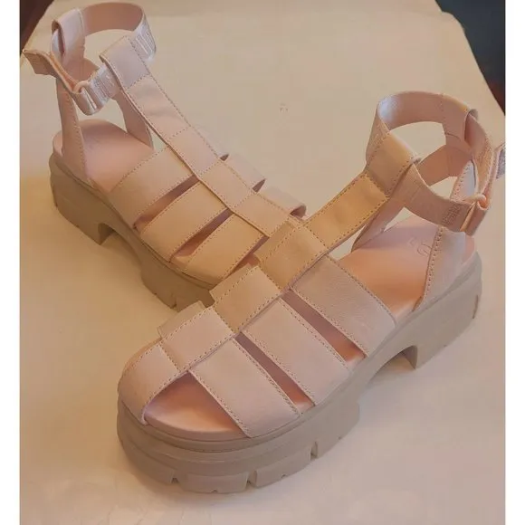 UGG Ashton Strappy Chunky Platform Leather Sandals Womens Size 11 Rosie Beige