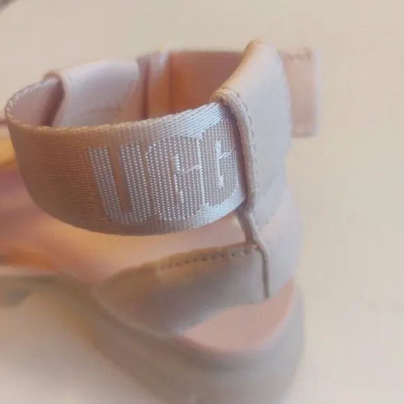UGG Ashton Strappy Chunky Platform Leather Sandals Womens Size 11 Rosie Beige