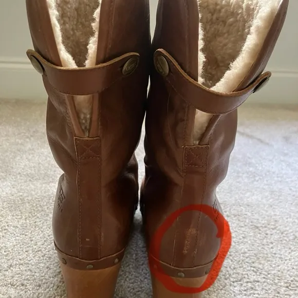 UGG Australia Lynnea brown leather boot sheepskin lined heels versatile chic 7