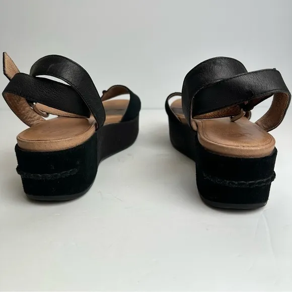 UGG Chapala Sandals Women's EU 39.5 or US 8.5 Suede Leather Black Platform