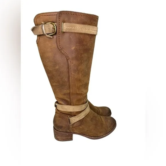 UGG Darcy Australian Riding Buckle Boots w/ zipperFull Grain Distressed Leather