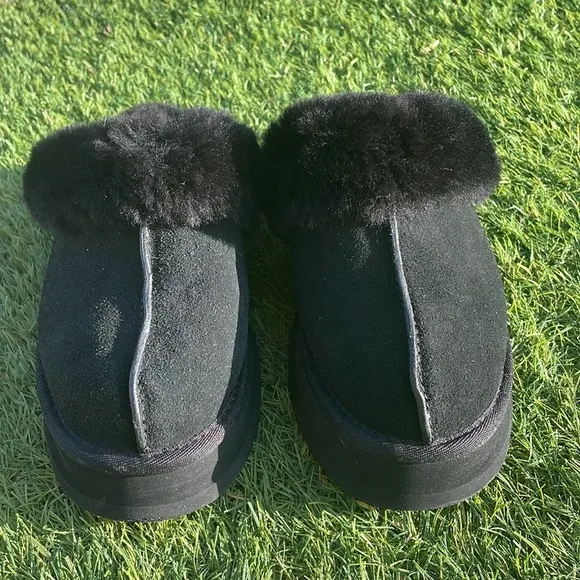 UGG Disquette Slipper!