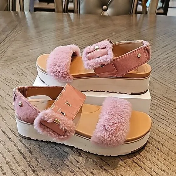 UGG le fluff size 7.5 platform sandals pink excellent condition