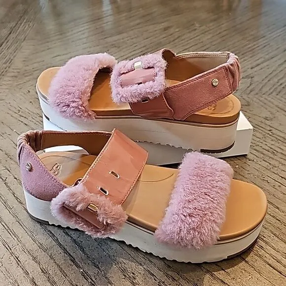 UGG le fluff size 7.5 platform sandals pink excellent condition