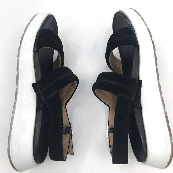 UGG LYNNDEN Black Suede Square Toe Platform Sandals