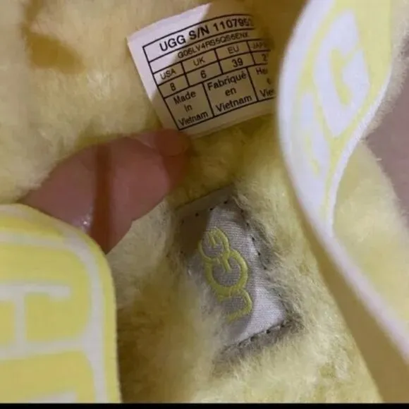 UGG Oh Yeah Neon Yellow Sandals