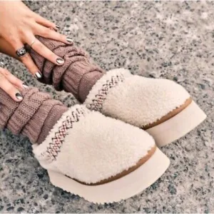 UGG Tazz Platform Sherpa Shoes