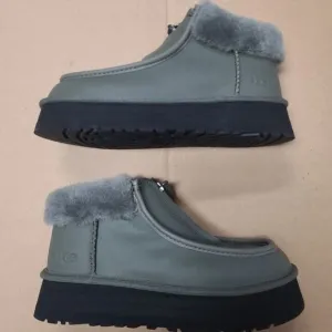 UGG Uggs Funkette Platform Boots Leather Front Zip 7 Seaweed Green Shoes Ankle