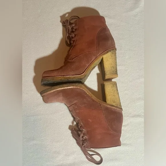 UGG Vintage Heeled Suede and Sheepskin Combat Boots, Size 8