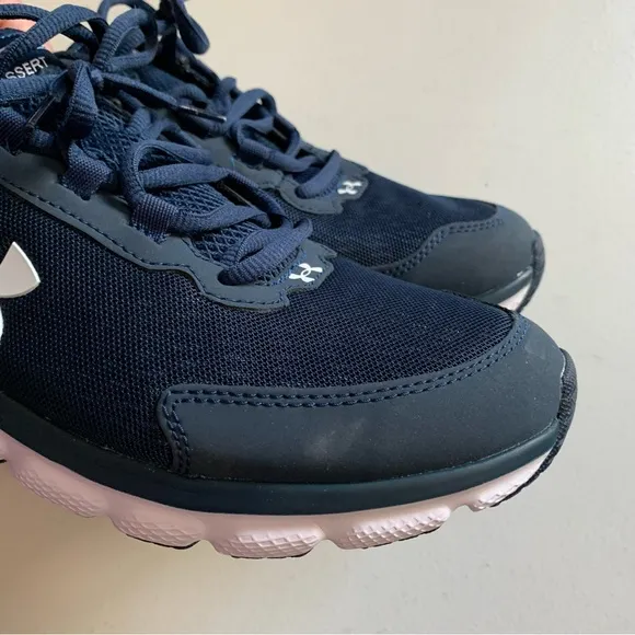 Under Armour Size 11 Charged Assert Athletic Shoes in Blue &amp; White
