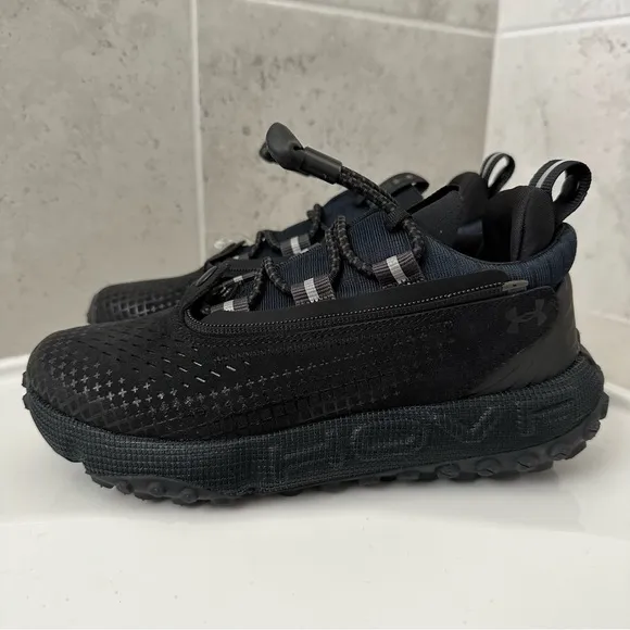 Under Armour Unisex UA HOVR Summit Fat Tire Delta Running Shoes Size 4.5…