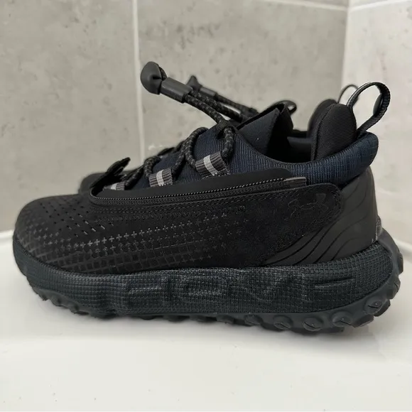 Under Armour Unisex UA HOVR Summit Fat Tire Delta Running Shoes Size 4.5…