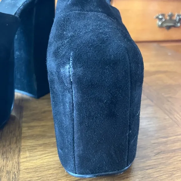 UNIF Black Suede Women's Platform Heels Sz 6