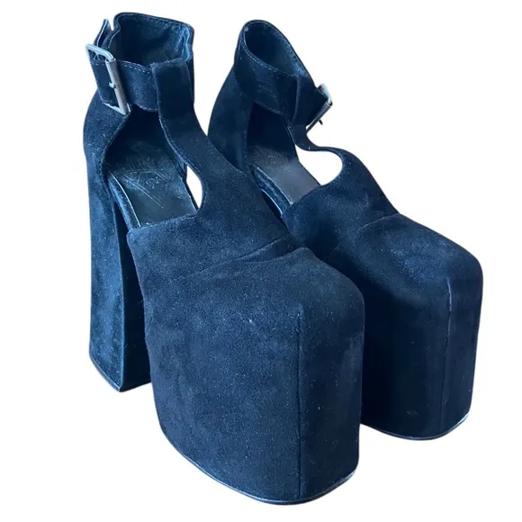 UNIF Black Suede Women's Platform Heels Sz 6