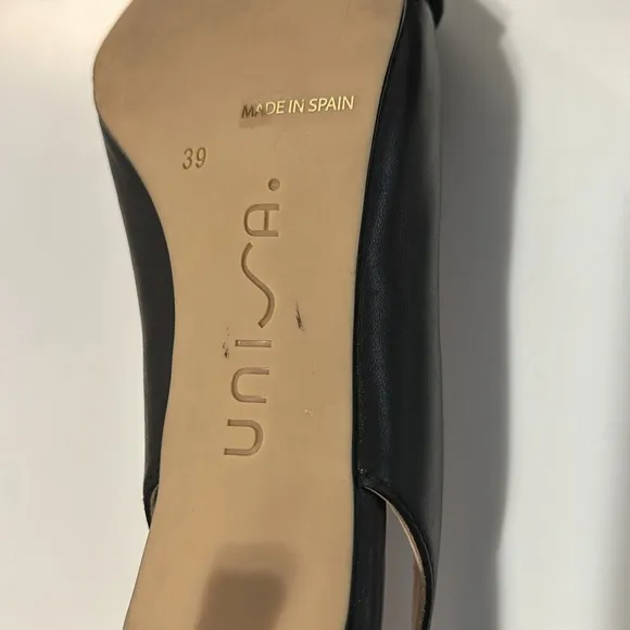 UNISA  JALIS  Black Slingback Shoes with Silver Buckle. MADE IN SPAIN